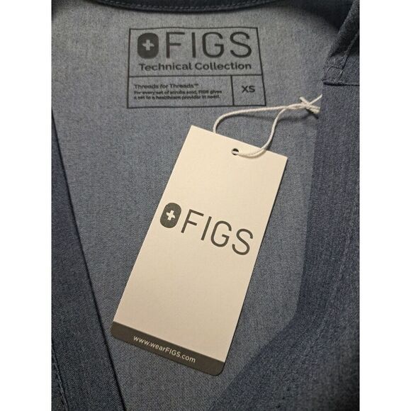 FIGS Technical Collection Scrub Top Women's X-Small Blue Heather Denim Casma - Picture 8 of 11